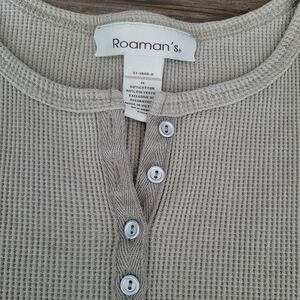 Size 1X Waffle Henley!
